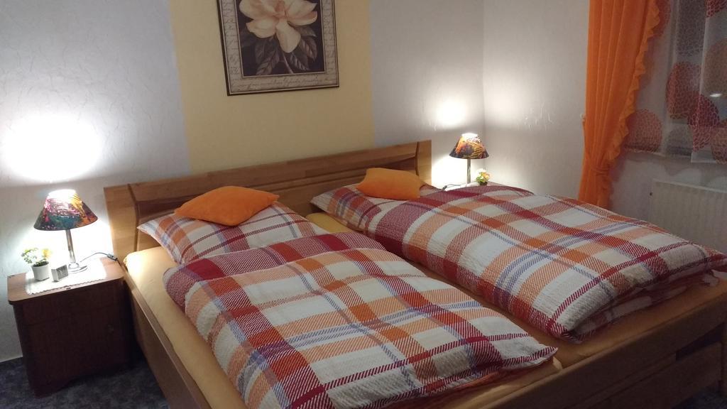 Antjes Ferienwohnung フロンハイム エクステリア 写真