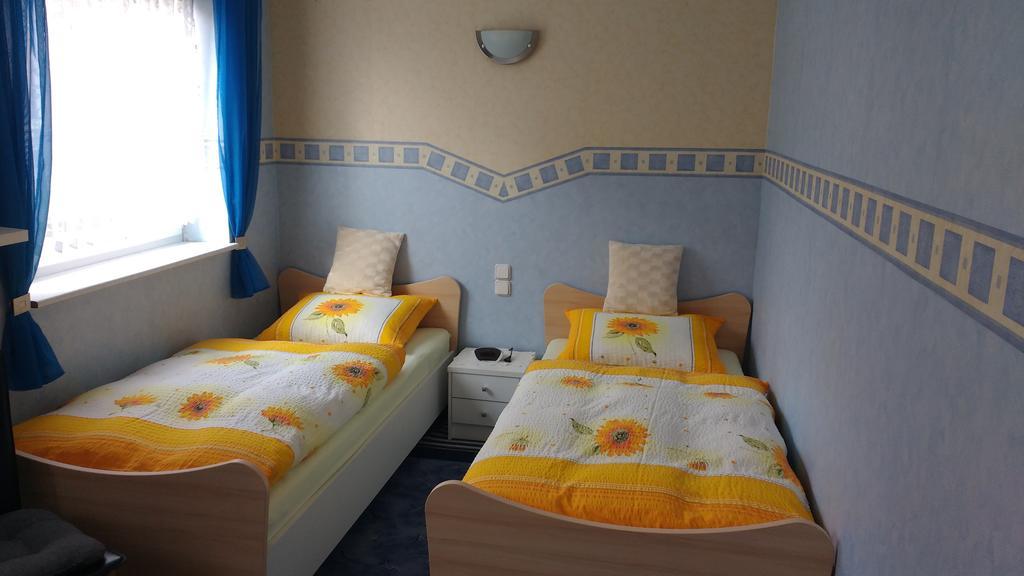 Antjes Ferienwohnung フロンハイム エクステリア 写真